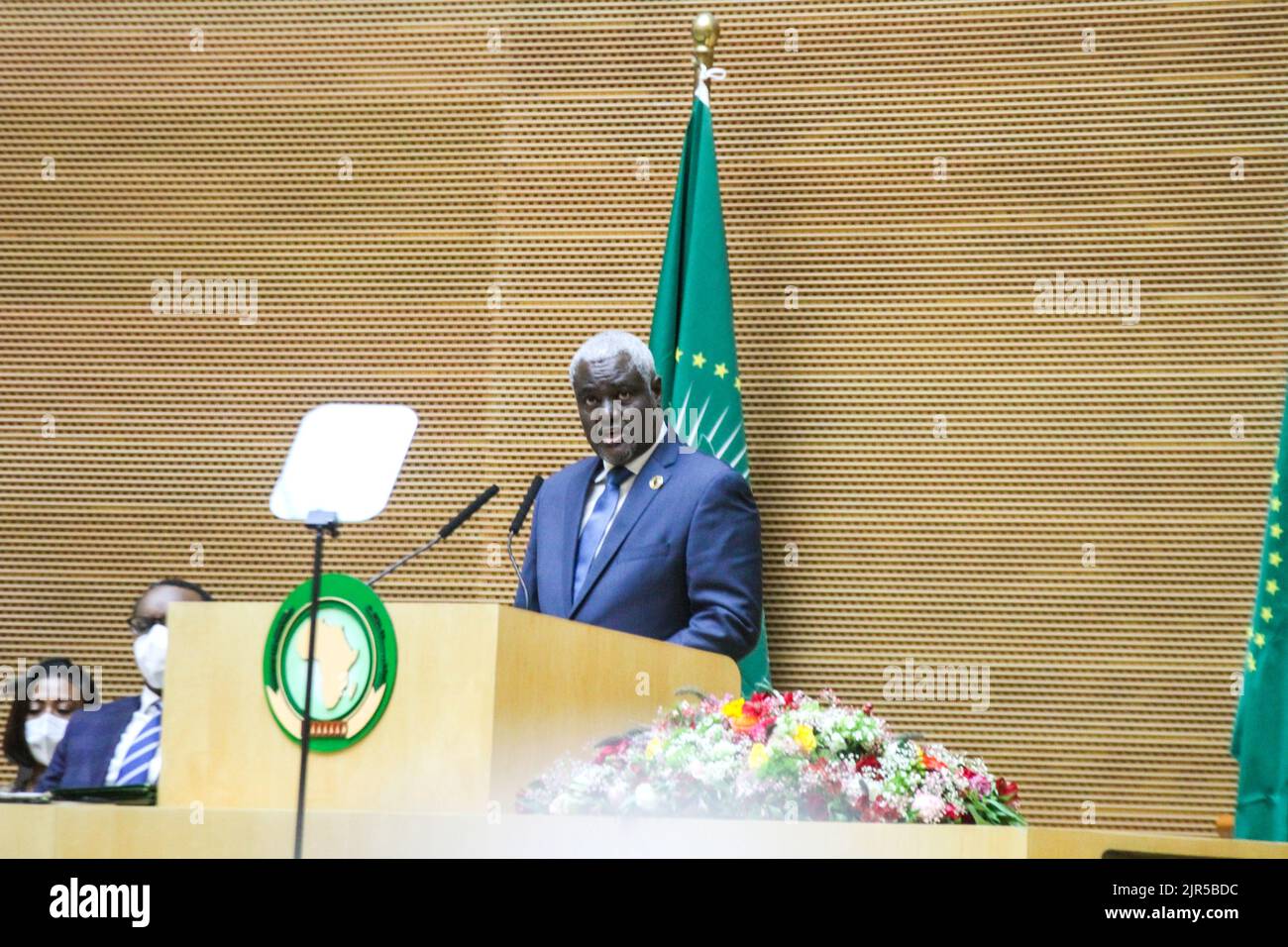 Discorso del Presidente della Commissione dell'Unione Africana, Moussa Faki Mahamat, del Ciad, in occasione dell'apertura della 35th Assemblea Generale dei Capi di Stato e di Governo dell'Unione Africana, il 5 febbraio 2022 presso la sede dell'Unione Africana (UA) Foto Stock