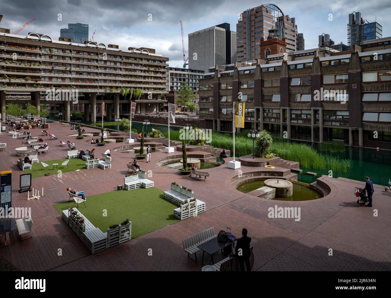 Barbican Centre nella città di Londra, Inghilterra, Regno Unito Maggio 2022 Foto Stock