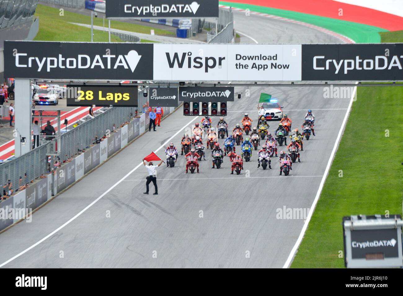 Spielberg, Austria. 21st ago, 2022. Inizia la gara motogp gp d'austria durante il CryptoDATA Motorrad Grand Prix von Osterreich Race, Campionato del mondo MotoGP a Spielberg, Austria, Agosto 21 2022 Credit: Independent Photo Agency/Alamy Live News Foto Stock