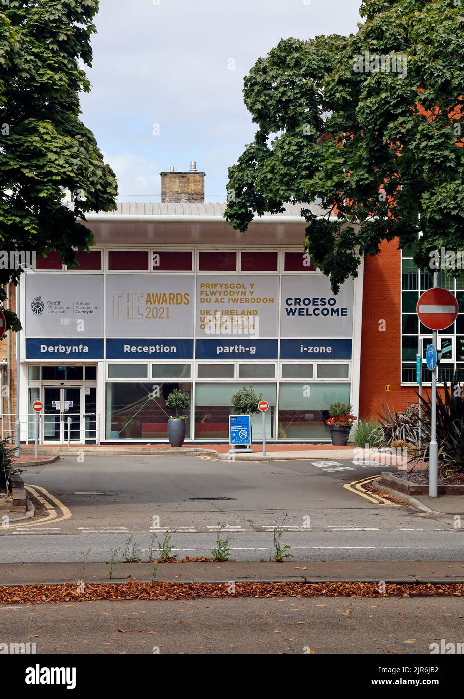 Cardiff Metropolitan University, Llandaff Campus. Nessuna segnaletica d'ingresso. Porta principale su Western Avenue. Campws Llandaf.Cardiff. Agosto 2022. Foto Stock