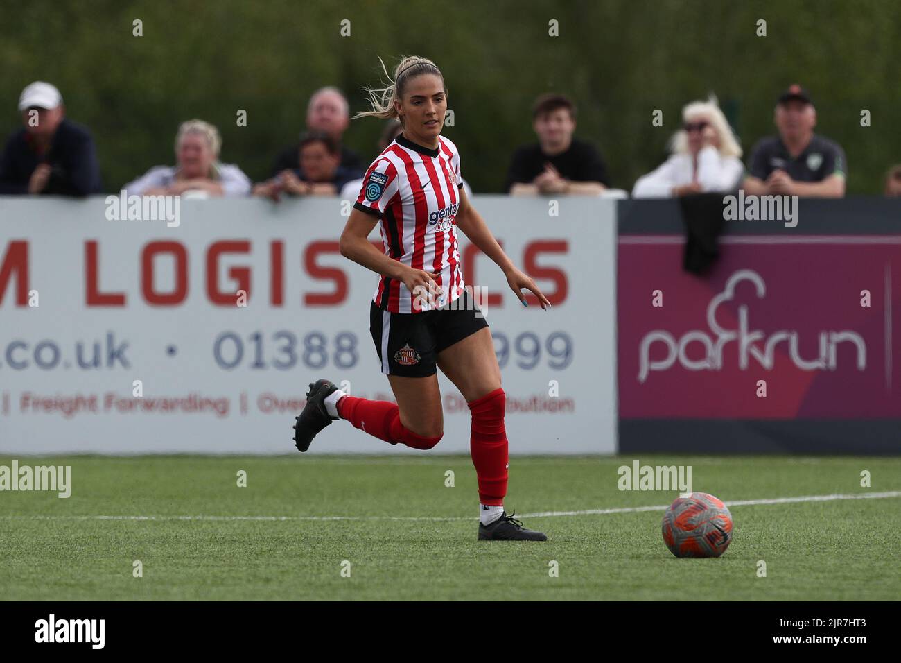 LOUISE GRIFTHS di Sunderland durante la partita di campionato femminile fa tra il Durham Women FC e Sunderland al castello di Maiden, Durham City, domenica 21st agosto 2022. (Credit: Marco Fletcher | NOTIZIE MI) Credit: NOTIZIE MI & Sport /Alamy Live News Foto Stock