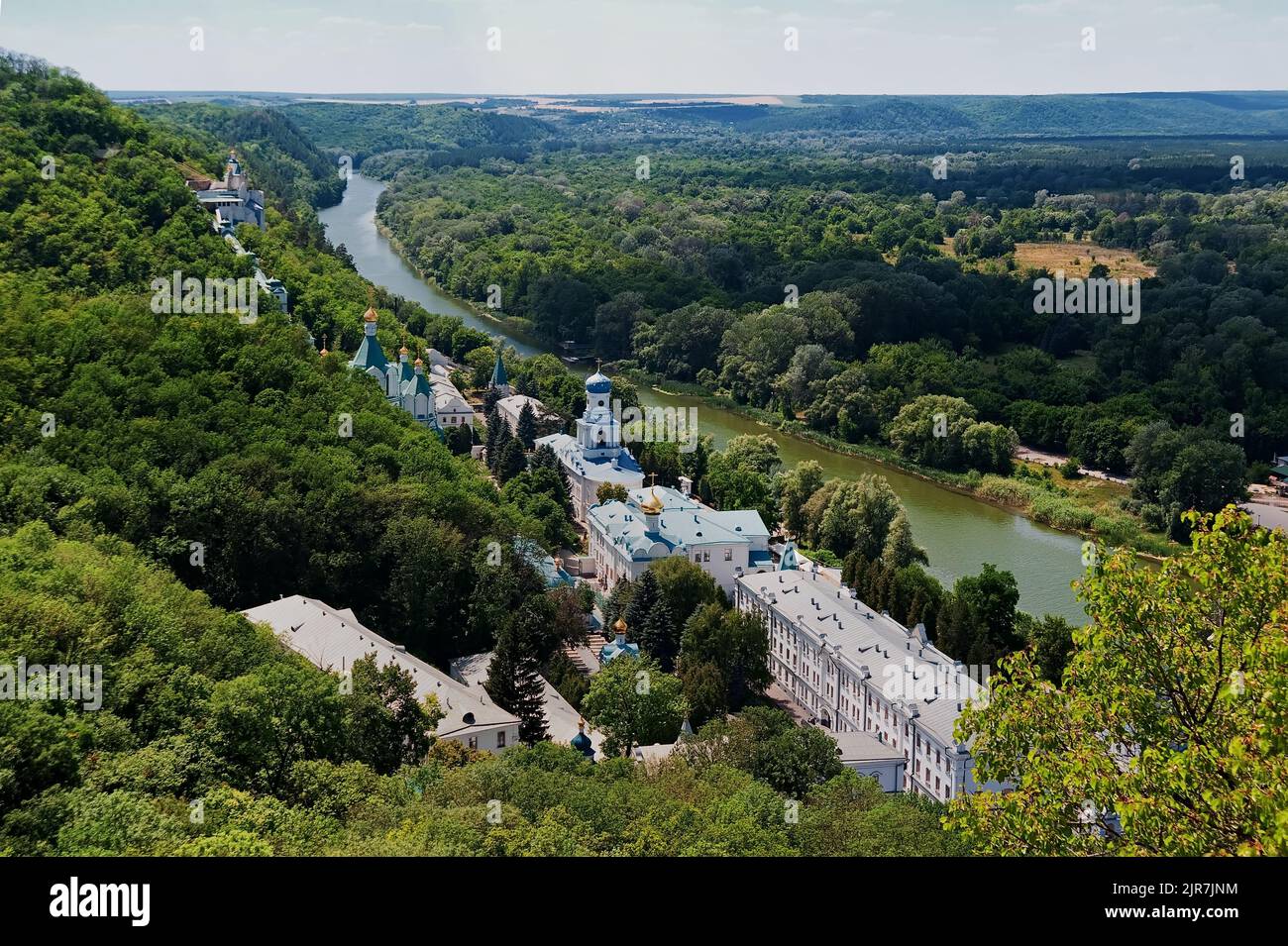 Le montagne della Santa Lavra (Sviatohirsk Lavra) sul fiume Siversky Donets, Ucraina, Ucraina Foto Stock