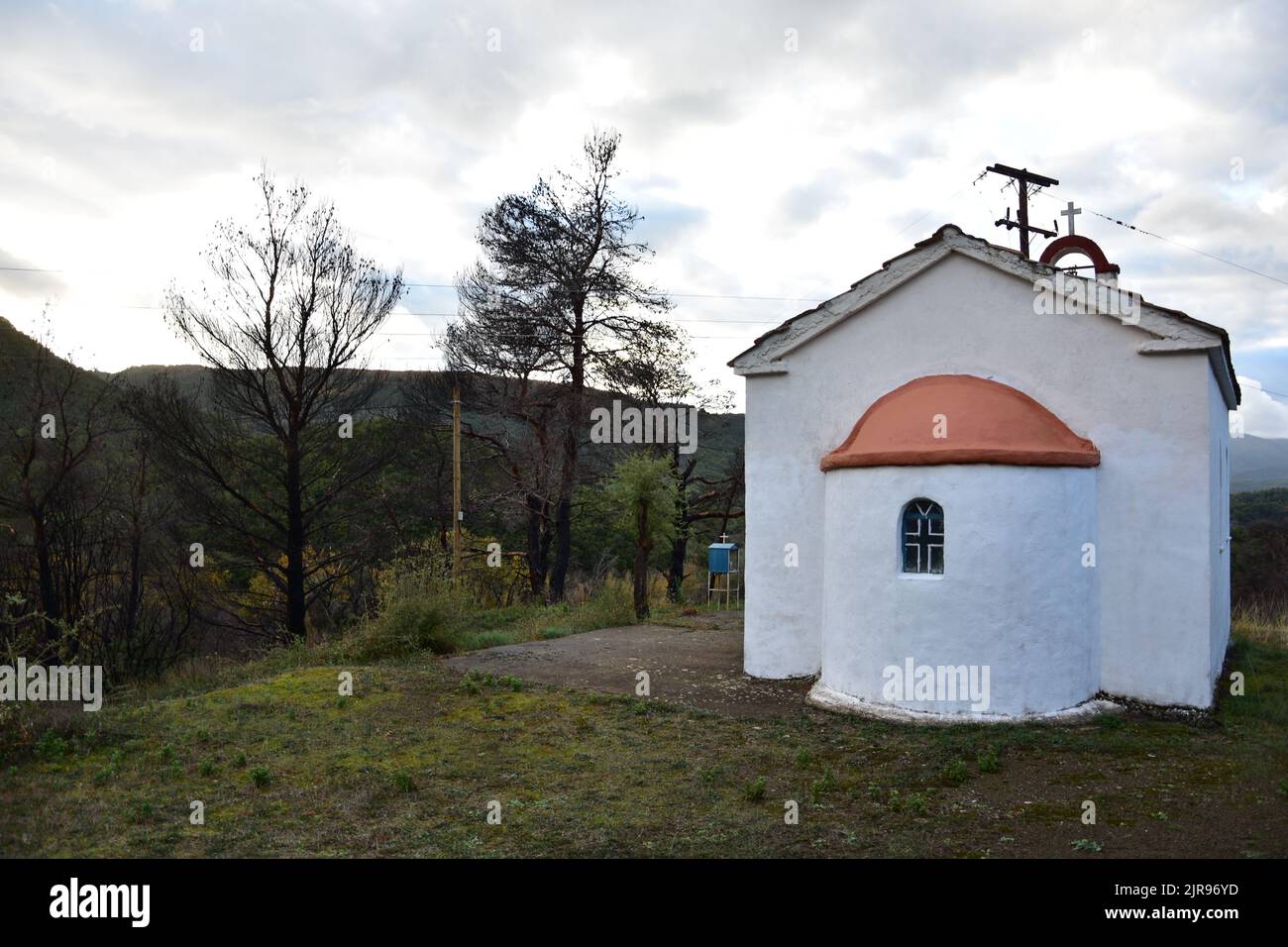 Antica chiesa greco-ortodossa nel villaggio Foto Stock