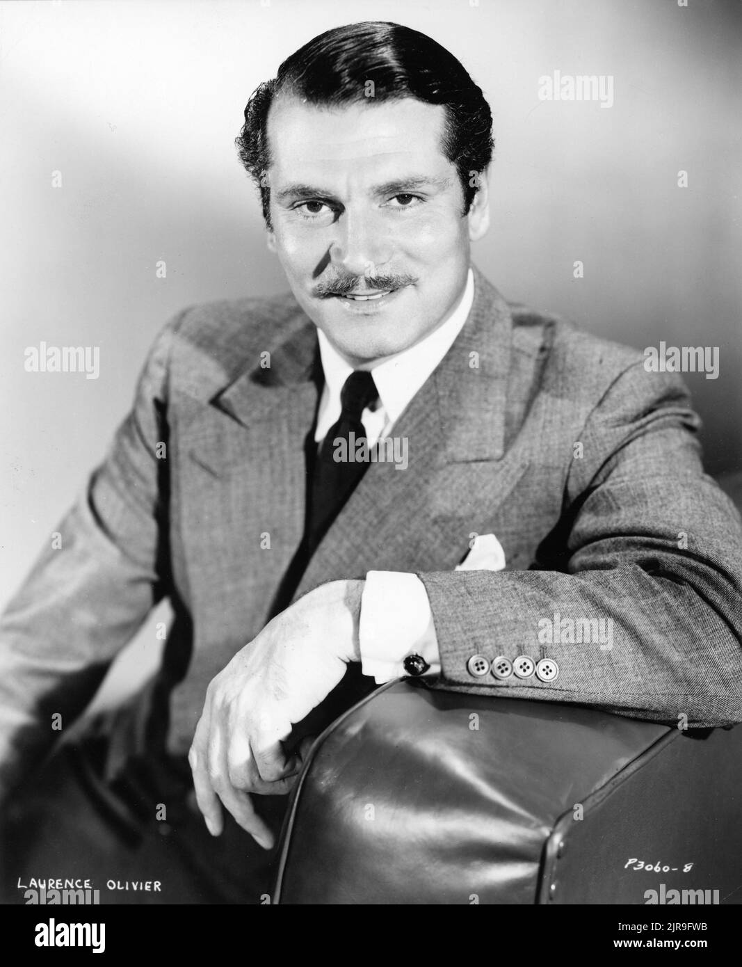 LAURENCE OLIVIER 1950 Ritratto pubblicitario al momento in cui stava facendo CARRIE (rilasciato nel 1952) regista WILLIAM WYLER dal romanzo Suor Carrie di Theodore Dreiser Paramount Pictures Foto Stock