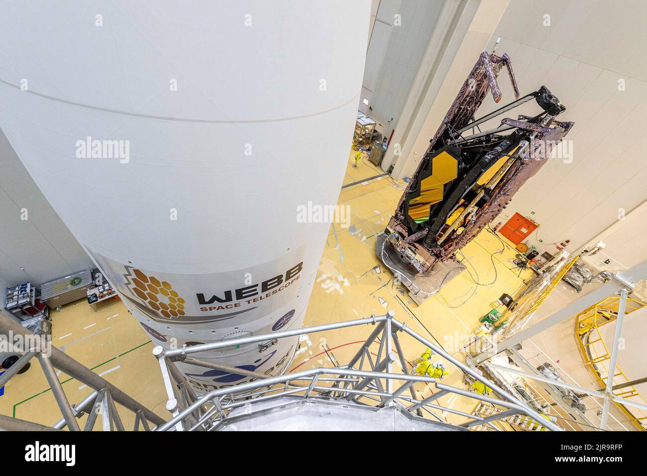 Guiana, Kouro, Guiana Space Center (CSG): Il James Webb Space Telescope si trova in cima al razzo Ariane 5 il 11 dicembre 2021. Il James Foto Stock