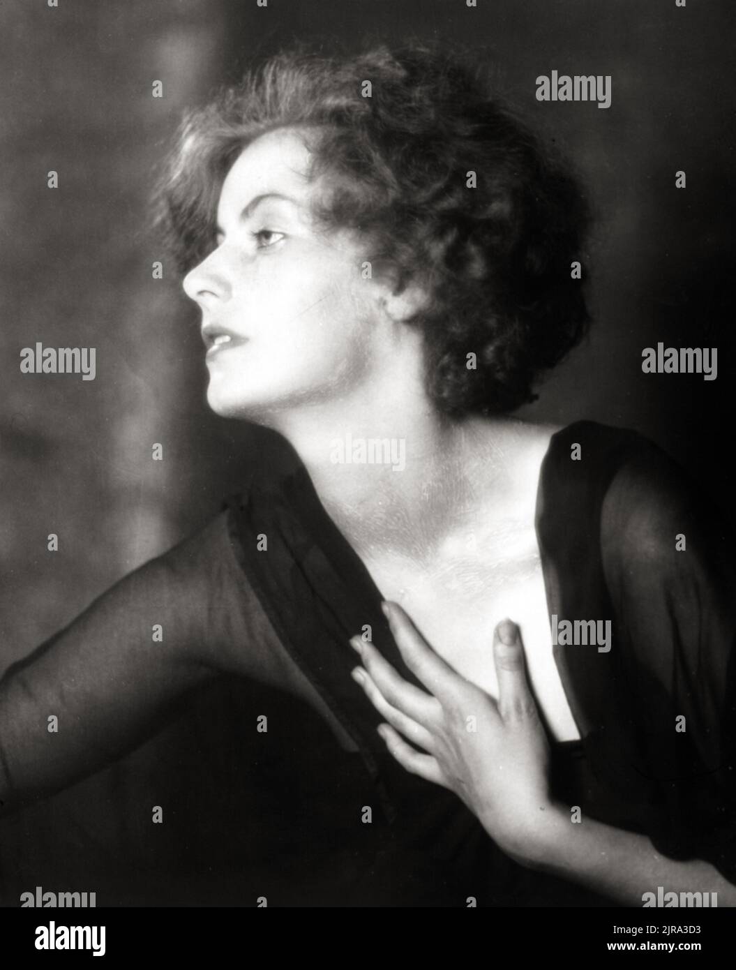 Fotografia ritratto di Greta Garbo 1925 - Arnold Gennhe (1869-1942) fotografo Foto Stock