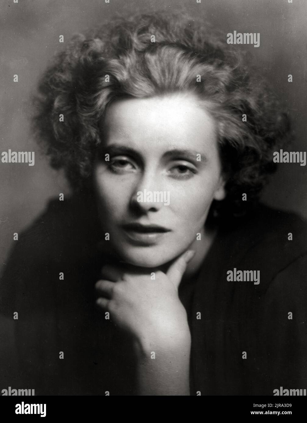 Fotografia ritratto di Greta Garbo 1925 - Arnold Gennhe (1869-1942) fotografo Foto Stock