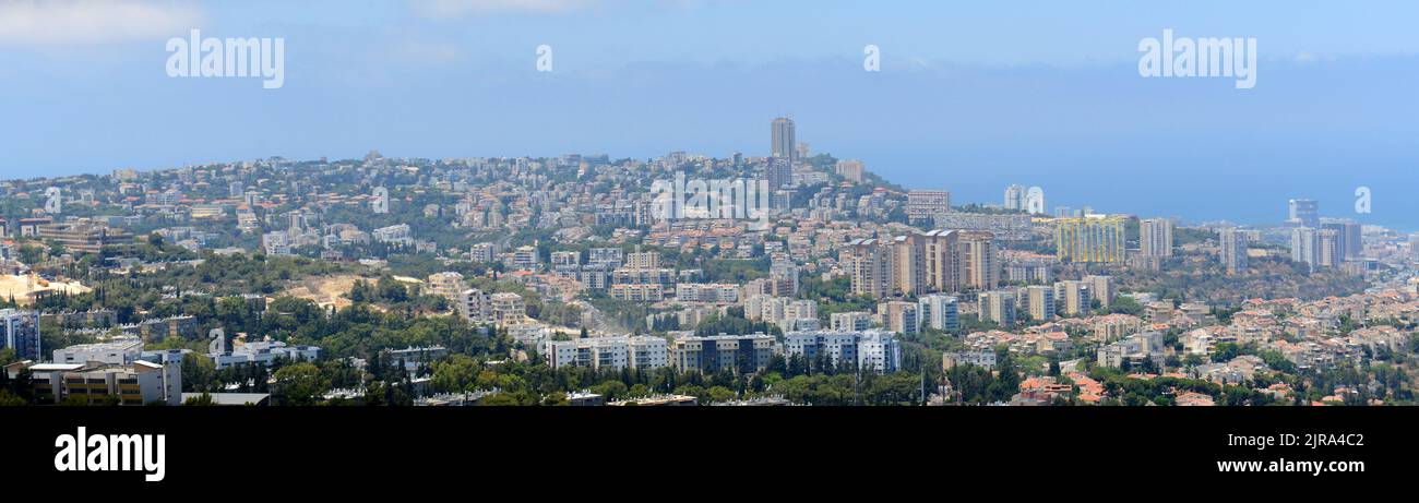 Viste pittoresche di Haifa viste dalla cabinovia Rachbalit a Haifa, Israele. Foto Stock