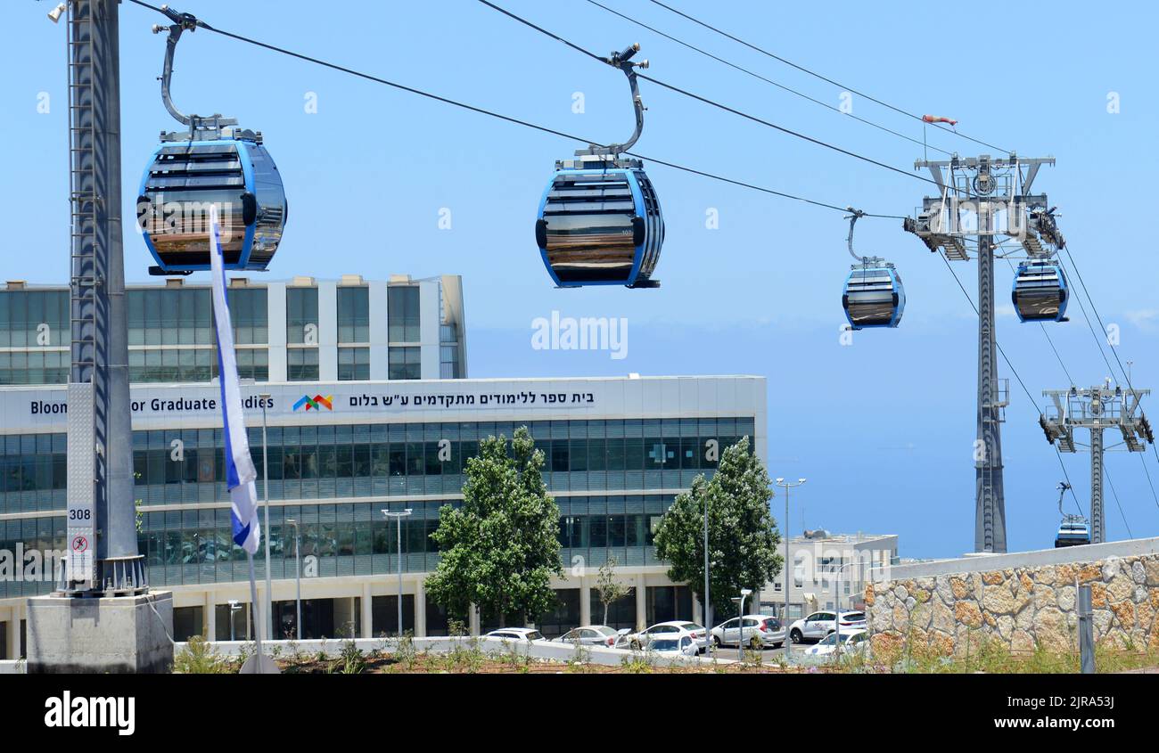 Il nuovo sistema di cabinovia Rachbalit a Haifa, Israele. Foto Stock