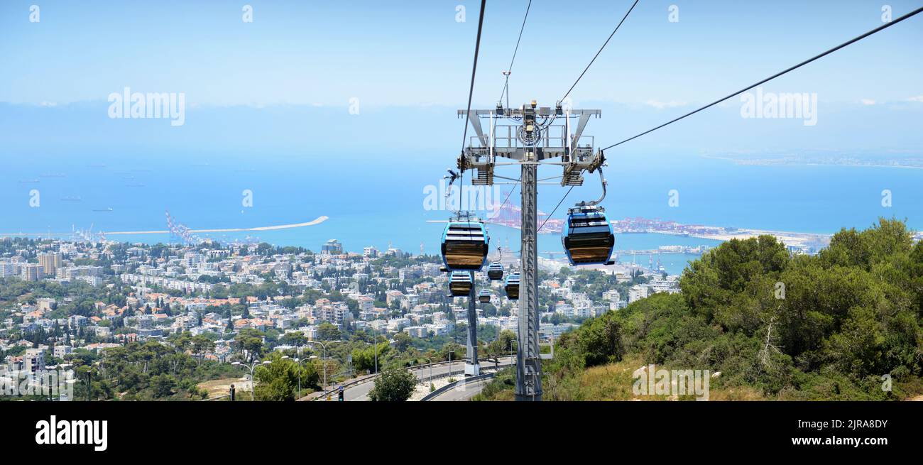 Il nuovo sistema di cabinovia Rachbalit a Haifa, Israele. Foto Stock