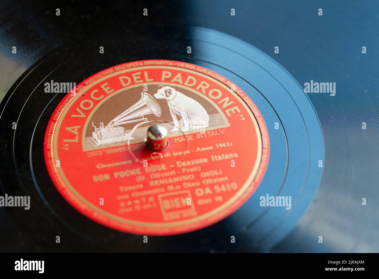Disco in vinile Shellac vintage da 78 rpm di la voce del Padrone etichetta discografica Foto Stock