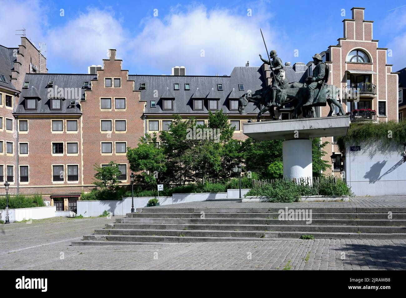Piazza di Spagna con la statua di Don Quichotte e Sancho Panza, Bruxelles, Brabante, Belgio Foto Stock