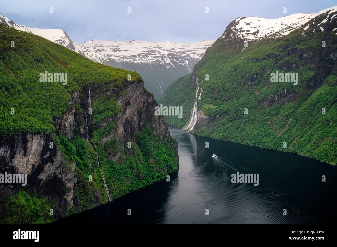 Norvegia, More og Romsdal, Vista panoramica di Geirangerfjord Foto Stock