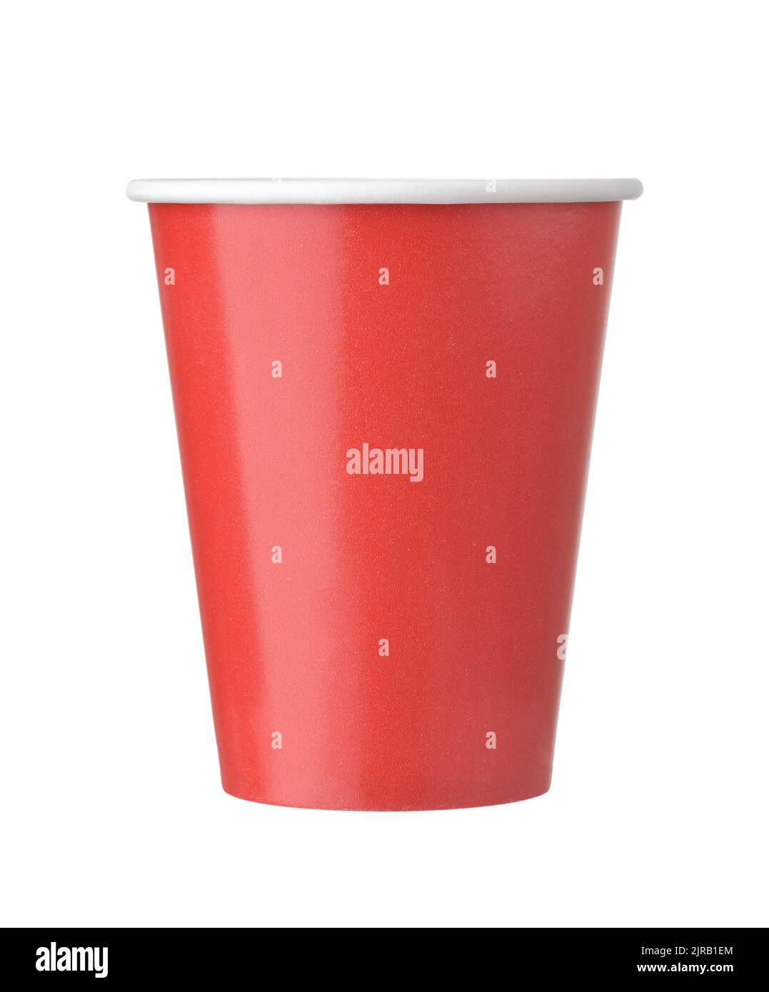 Vista frontale della tazza di carta monouso rossa isolata su bianco Foto Stock