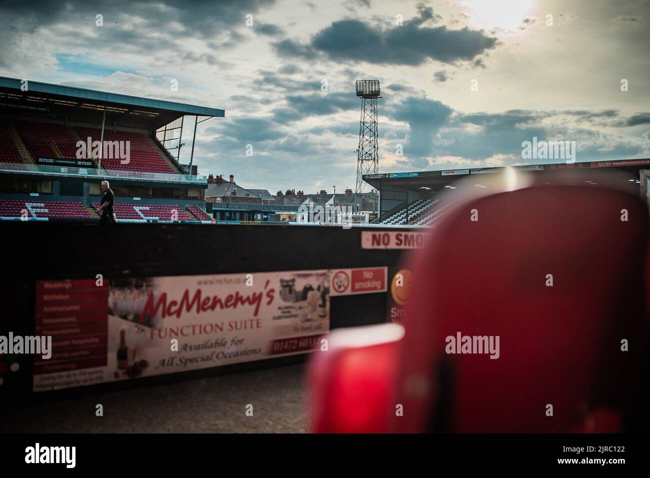 Cleethorpes, Regno Unito. 23rd ago, 2022. Una vista generale di Blundell Park prima del calcio d'inizio tra Grimsby Town e Nottingham Forest a Cleethorpes, Regno Unito, il 8/23/2022. (Foto di Ritchie Sumpter/News Images/Sipa USA) Credit: Sipa USA/Alamy Live News Foto Stock