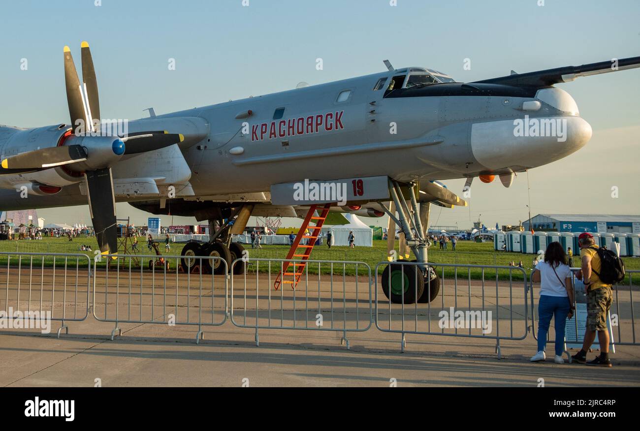 30 agosto 2019, regione di Mosca, Russia. Turboprop vettore missilistico-bombardiere strategico russo Tupolev Tu-95 Krasnoyarsk Foto Stock