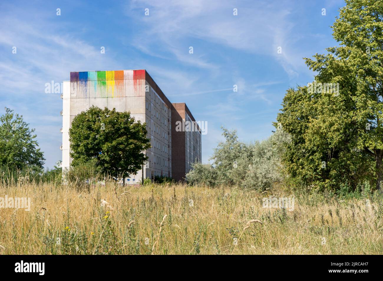 Edificio prefabbricato abbandonato a Stendal, Sassonia-Anhalt, Germania orientale Foto Stock