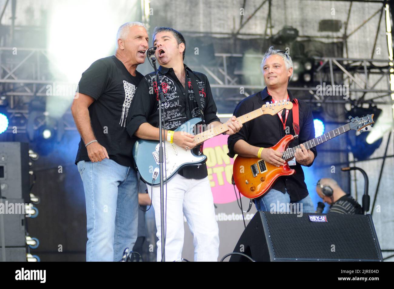 Vienna, Austria. Giugno 23, 2012. La cover band austriaca Monti Beton con Johann 'Hans' Krankl (L) Foto Stock