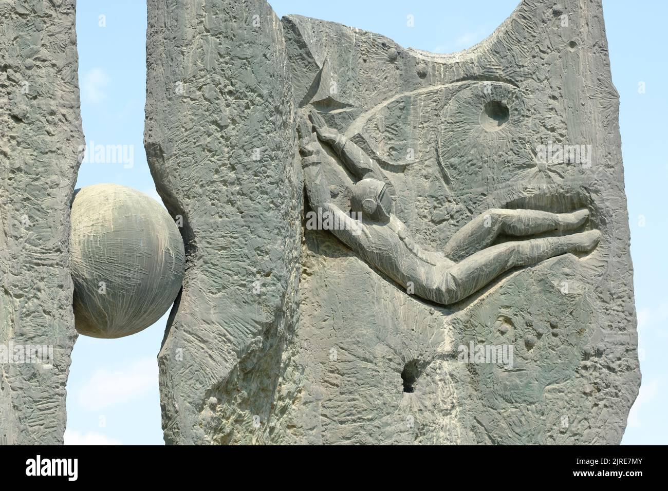 Tashkent Uzbekistan - Monumento ai cosmonauti eretto nel 1984 per celebrare i cosmonauti uzbeki Foto Stock