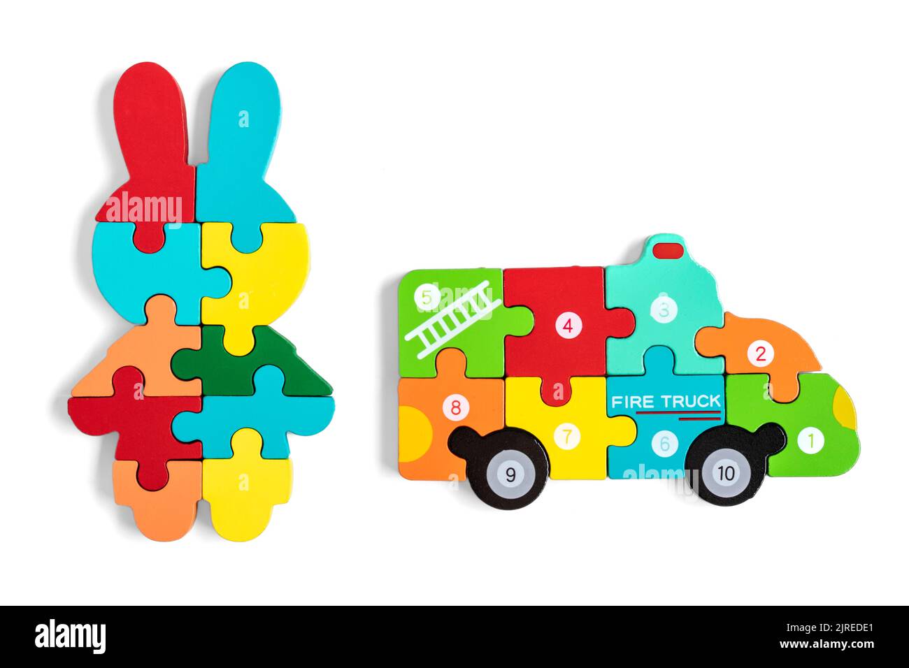Giochi di stile Montessori Bambini in legno ecologico giochi di logica per bambini prescolare giochi per lo sviluppo del bambino. Raccolta di elementi educativi per lo sviluppo della prima infanzia. Foto Stock