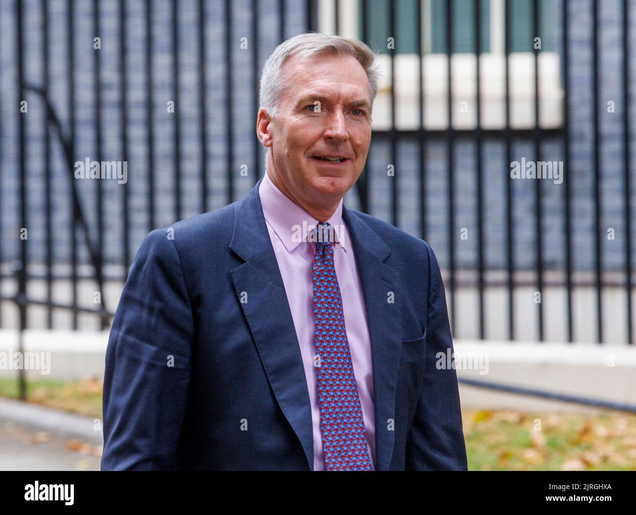 Capo dello staff della Difesa, Sir Anthony Radakin a Downing Street. È capo delle forze armate britanniche. Foto Stock