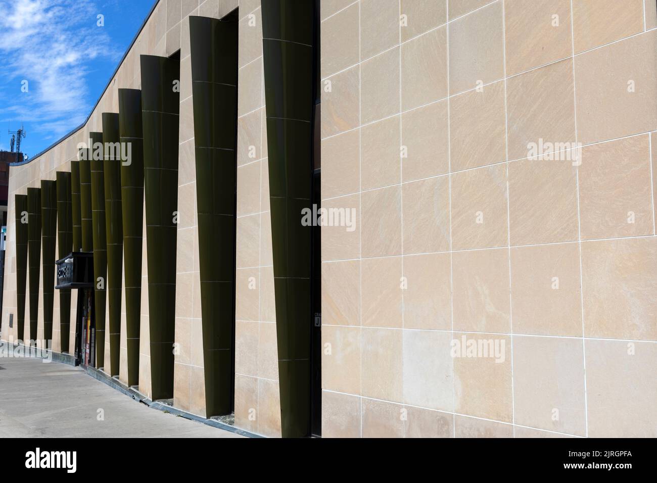 Dettagli architettonici di costruzione a Kitchener Ontario in Canada. Foto Stock