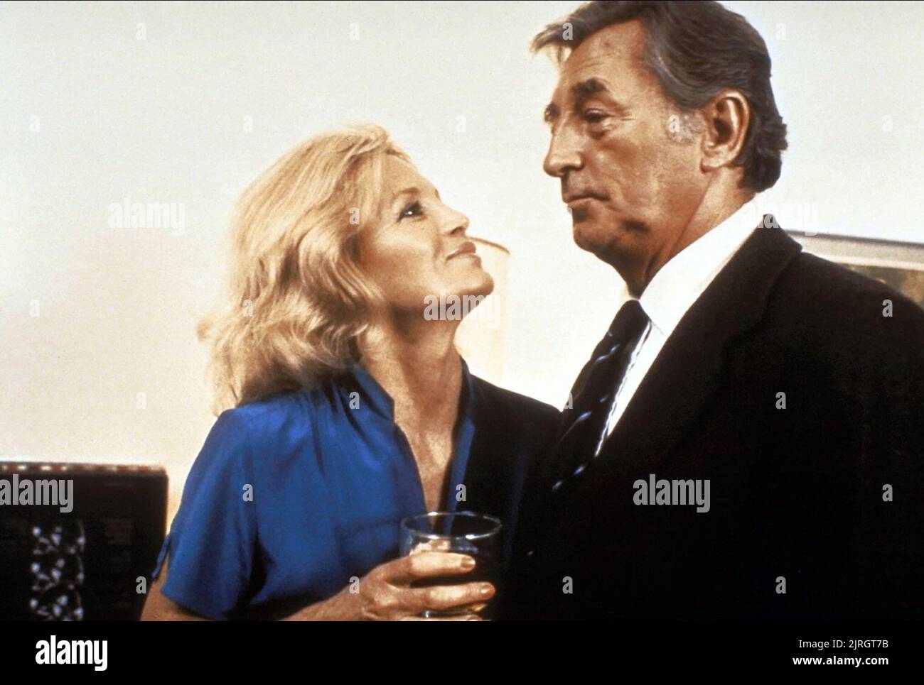 ANGIE DICKINSON, Robert Mitchum, una scarpa rende omicidio, 1982 Foto Stock