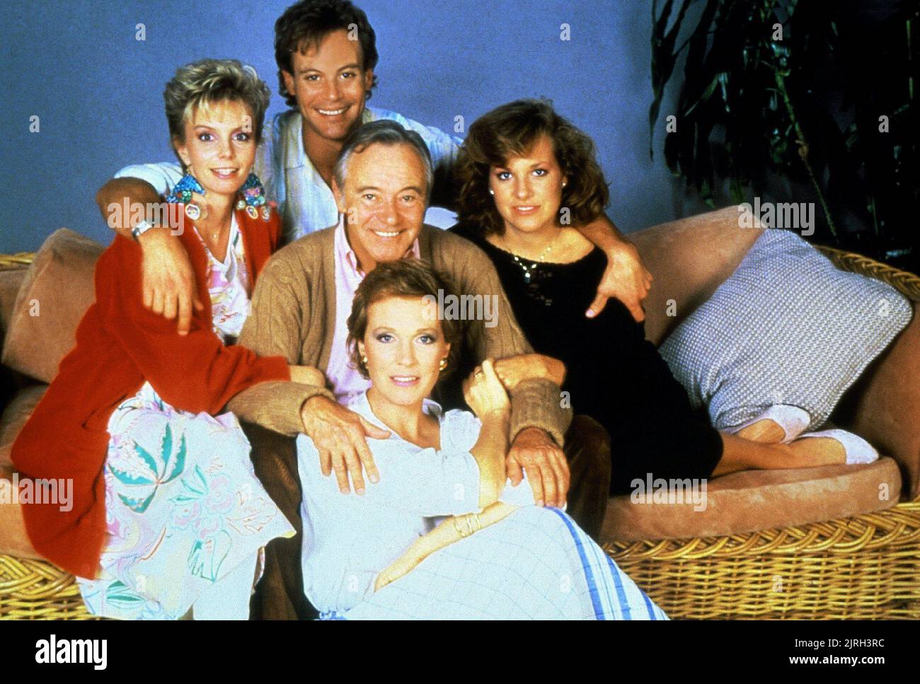 SALLY KELLERMAN, CHRIS LEMMON, Jack Lemmon, Julie Andrews, EMMA WALTON, FAMILLIE KORBSOFA, CHE LA VITA, 1986 Foto Stock