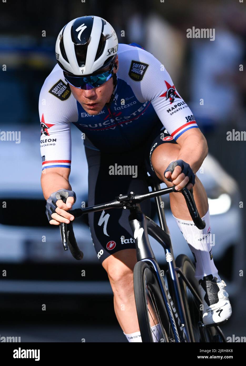 Weimar, Germania. 24th ago, 2022. Ciclismo: Tour della Germania, Weimar, 2,6 km, prologo, prova a tempo individuale. Fabio Jakobsen del Team Quick-Step - Alpha Vinyl Team in pista. Credit: Hendrik Schmidt/dpa/Alamy Live News Foto Stock