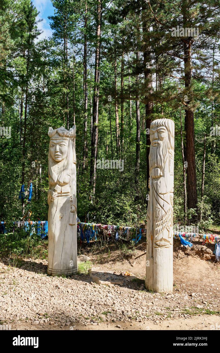 Luogo di culto agli spiriti di area ed elementi naturali. Parco Nazionale di Zabaikalsky, Buryatia, Russia Foto Stock