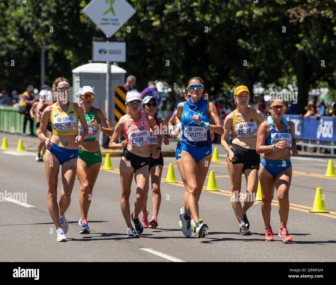 Valentina Trapletti in gara nel 20k° Walk femminile al World Athletics Championships, Hayward Field, Eugene, Oregon USA, il 15th luglio Foto Stock