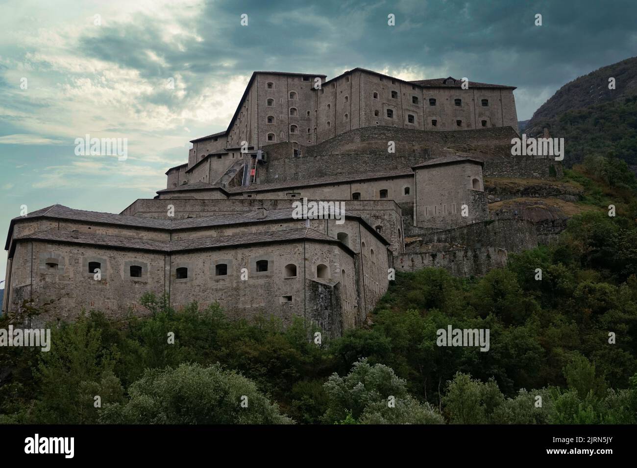 Veduta aerea del forte di Bard. Bard, Valle d'Aosta, Italia Foto Stock