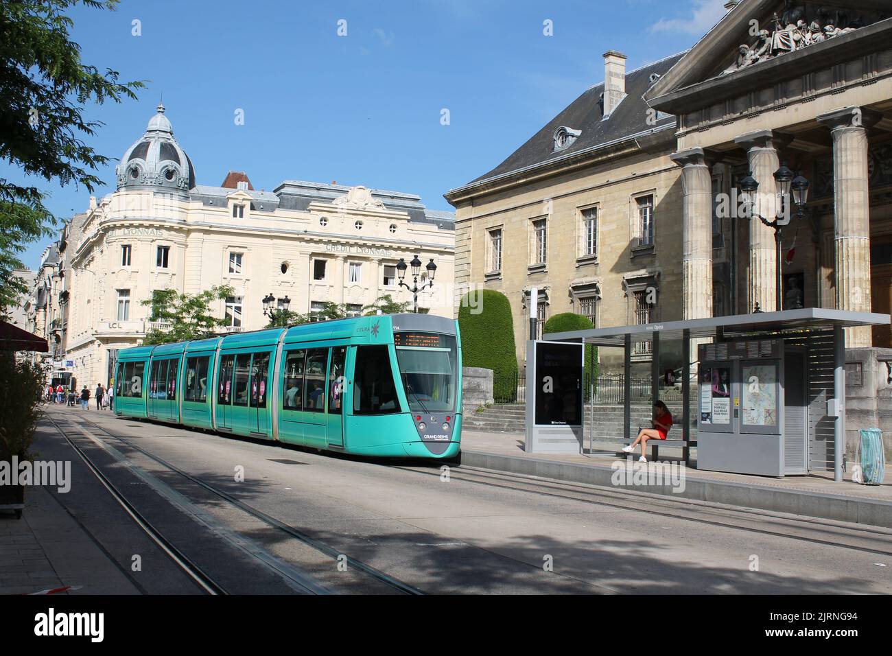 Fermata del treno a Rhemes (vita quotidiana in Francia) Foto Stock