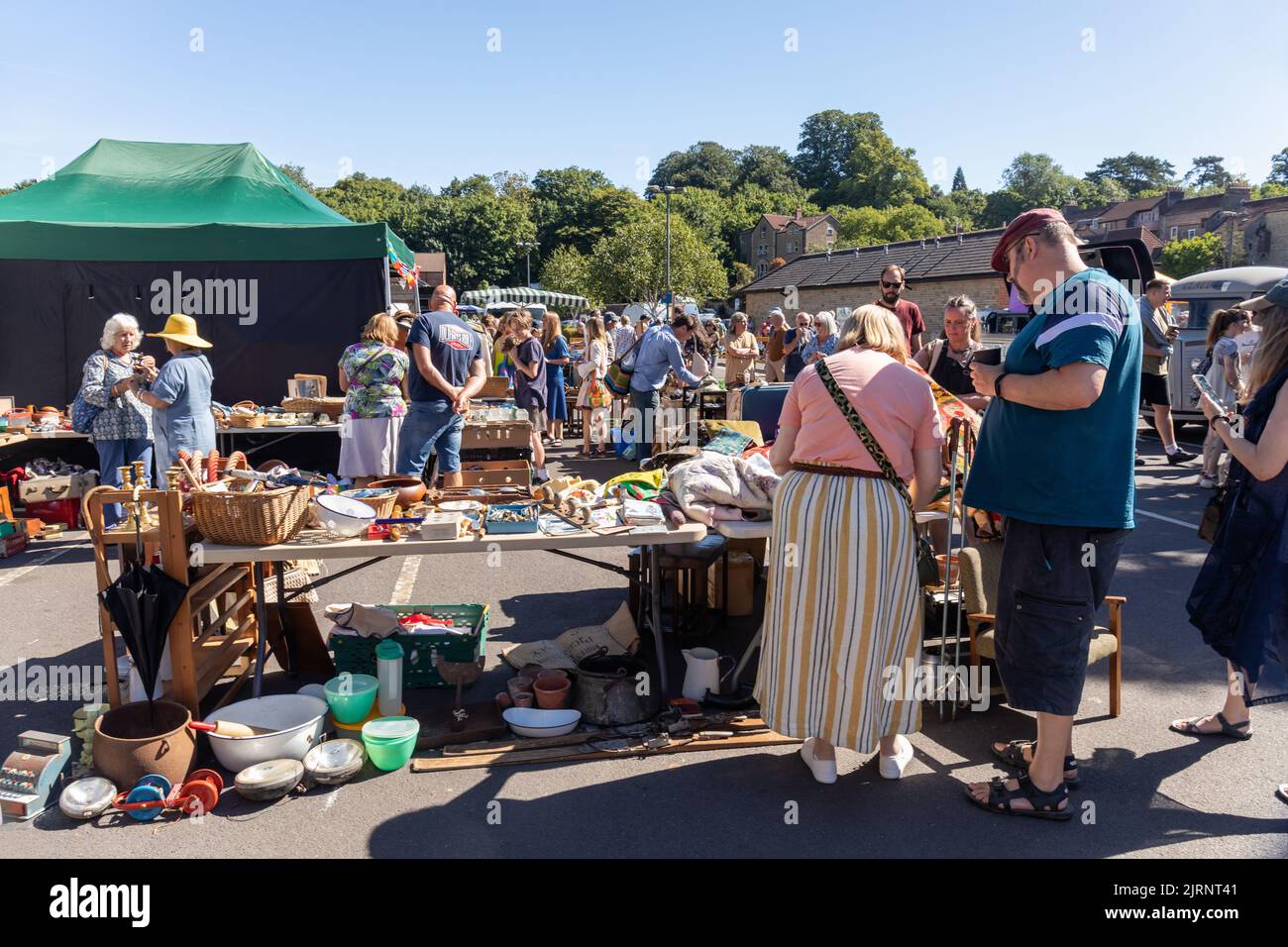 Il Frome mercato domenicale indipendente commercianti Frome, Somerset, Inghilterra, Regno Unito Foto Stock