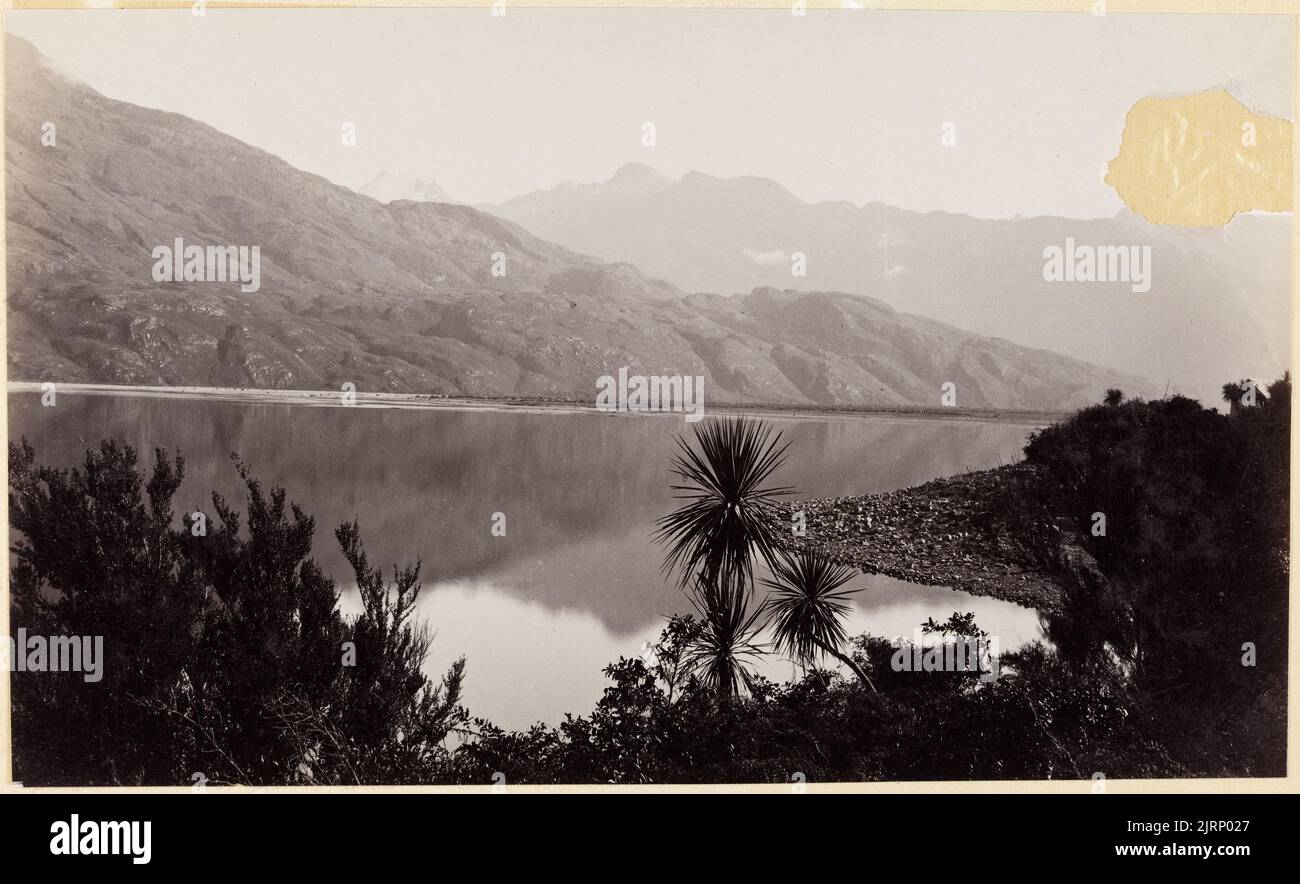 Lago Wanaka, 1870-1880s, Wanaka, Lago, di Burton Brothers. Foto Stock