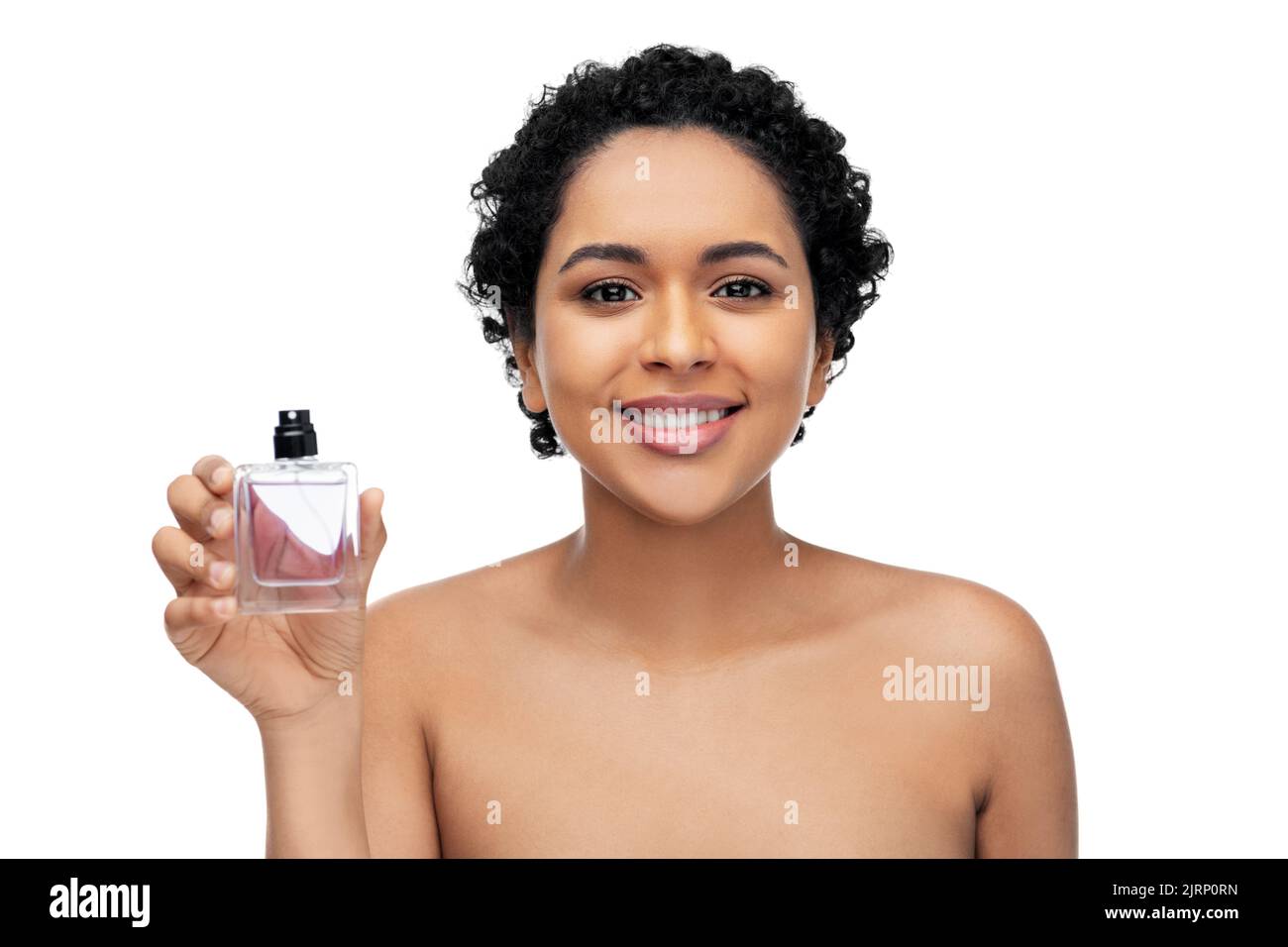 giovane afroamericana con profumo Foto Stock