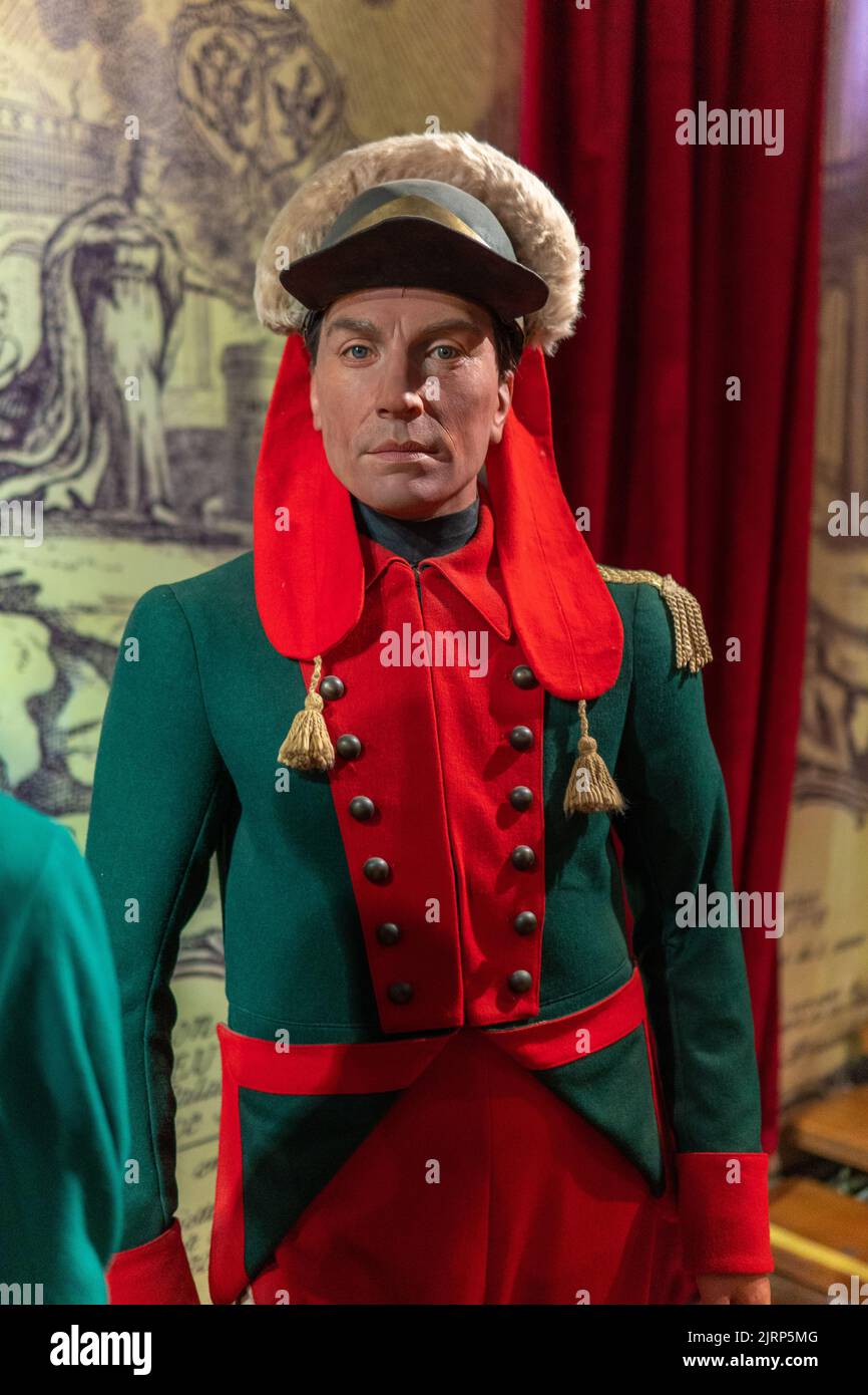 RUSSIA, PETERSBURG - 19 AGOSTO 2022: Dinastia ufficiale russia petersburg peter romanov st museo delle cere, forte sovrano di concetto per allarme per trubetskoy spb Foto Stock