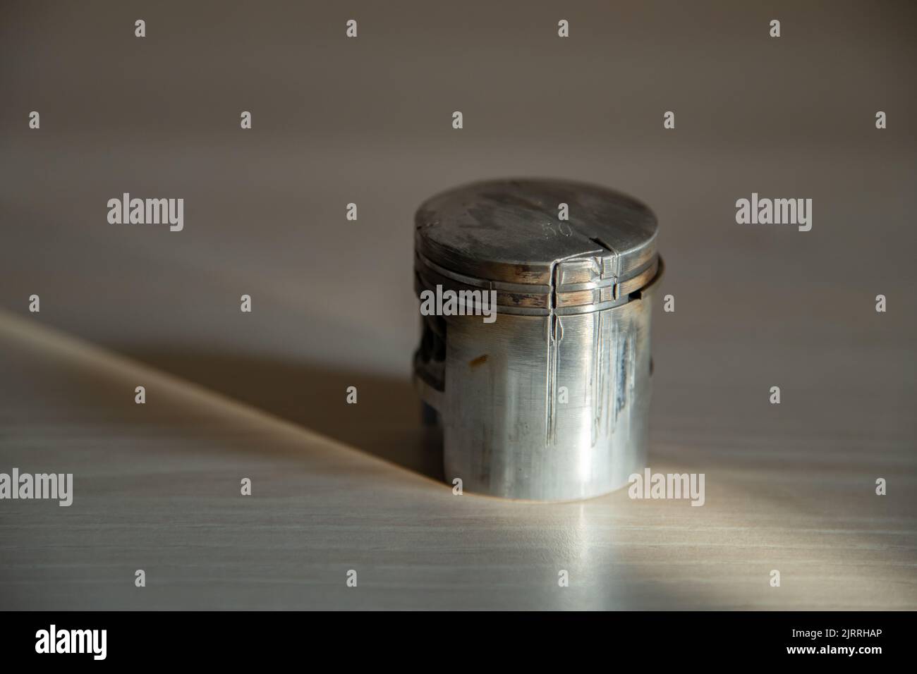 Motore a due tempi immagini e fotografie stock ad alta risoluzione - Alamy