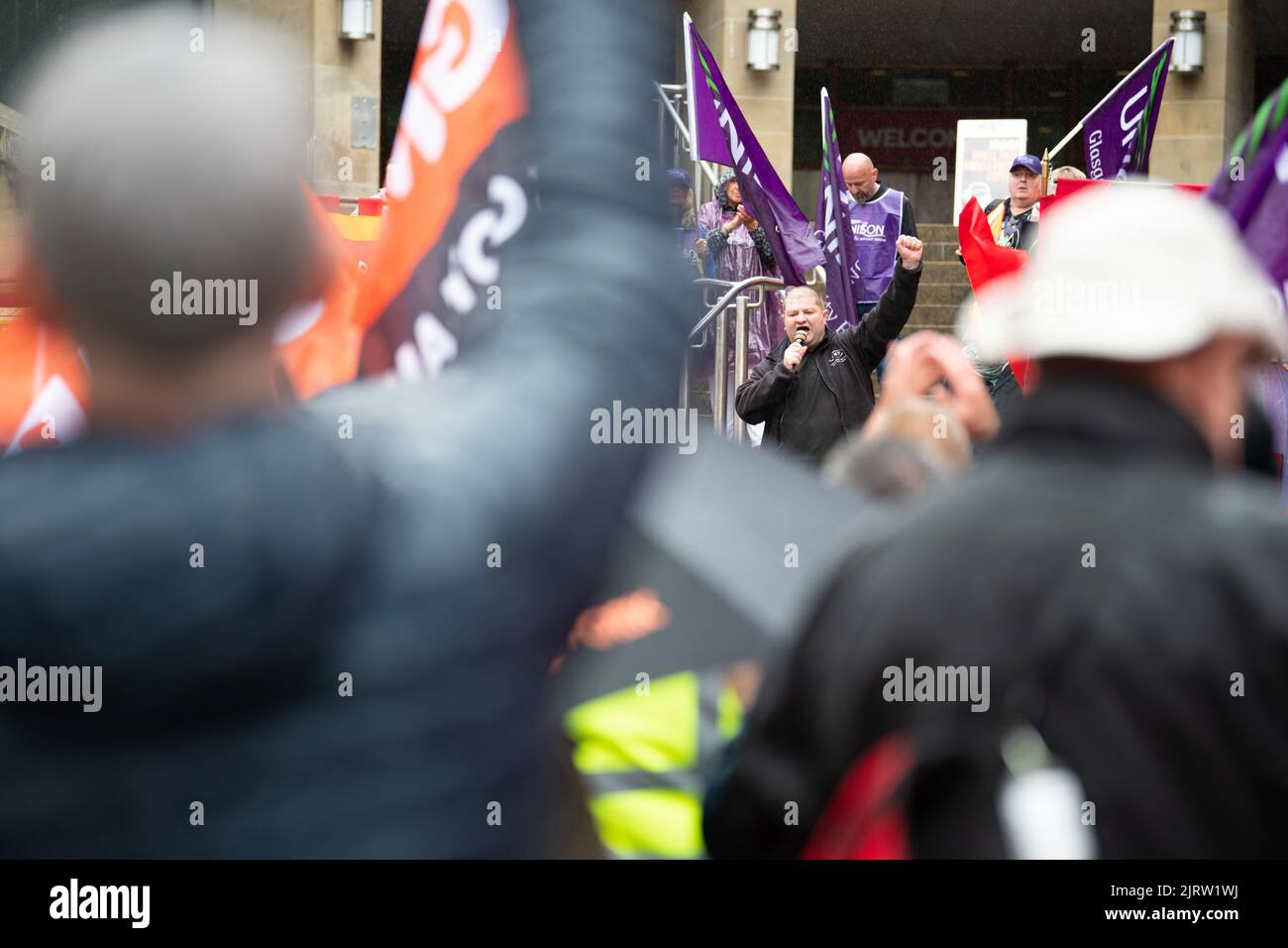 Glasgow, Scozia, Regno Unito. 26th ago, 2022. Unione congiunta Strike Rally nel centro di Glasgow: Nella foto - Gordon Martin RMT Scozia Organizzatore regionale di lingua credito: Kay Roxby/Alamy Live News Foto Stock