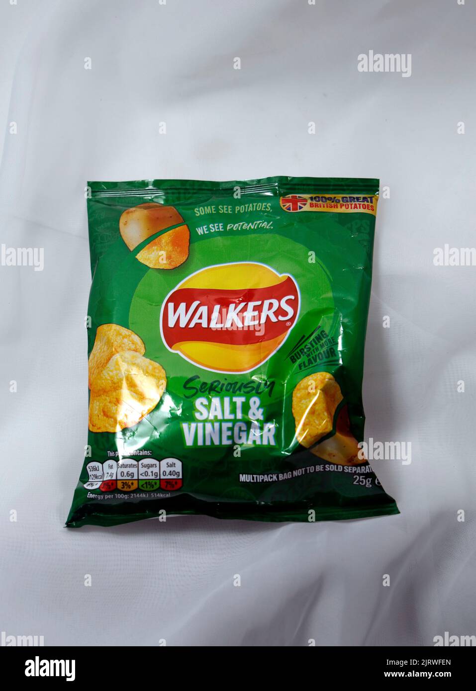 Patatine fritte. Sapore di sale e aceto. Configurazione di Studio. REGNO UNITO. Foto Stock