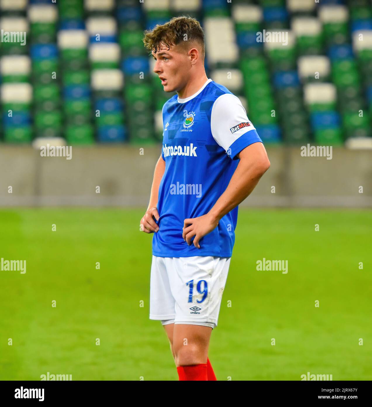 Ethan Devine - Linfield Vs RFS, Europa Conference League Play-off, Windsor Park Belfast, 25th agosto 2022 Foto Stock