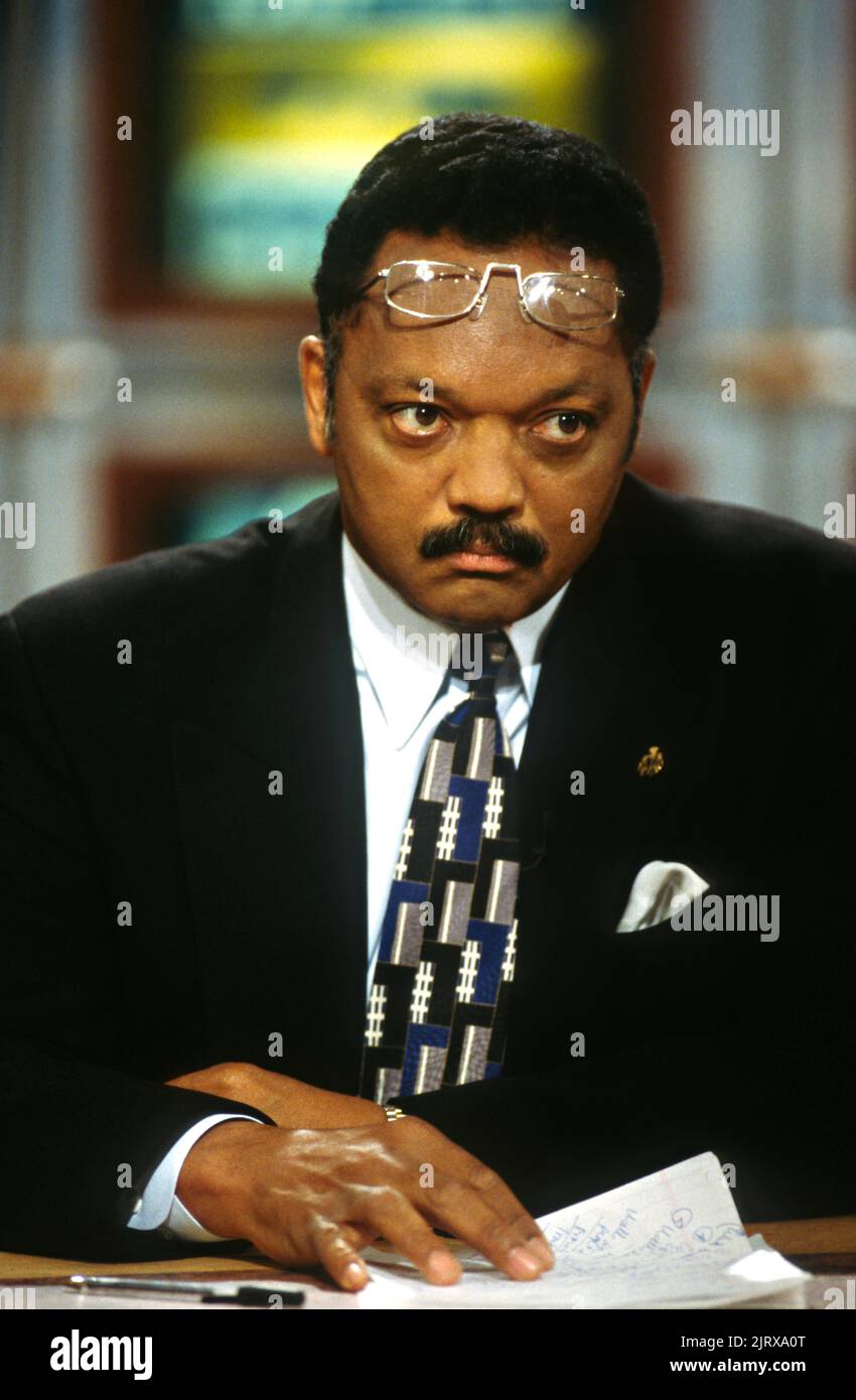 Jesse Jackson durante il Meet the Press della NBC, 15 giugno 1997 a Washington, D.C. Jackson è apparso con Ward Connerly per discutere le relazioni razziali e l’iniziativa anti-affermativa in California. Credit: Richard Ellis/Richard Ellis/Alamy Live News Foto Stock