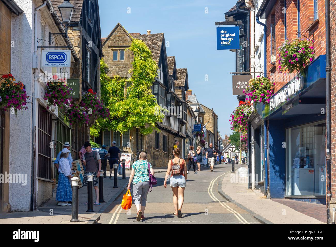 A buon mercato Street, Sherborne, Dorset, England, Regno Unito Foto Stock