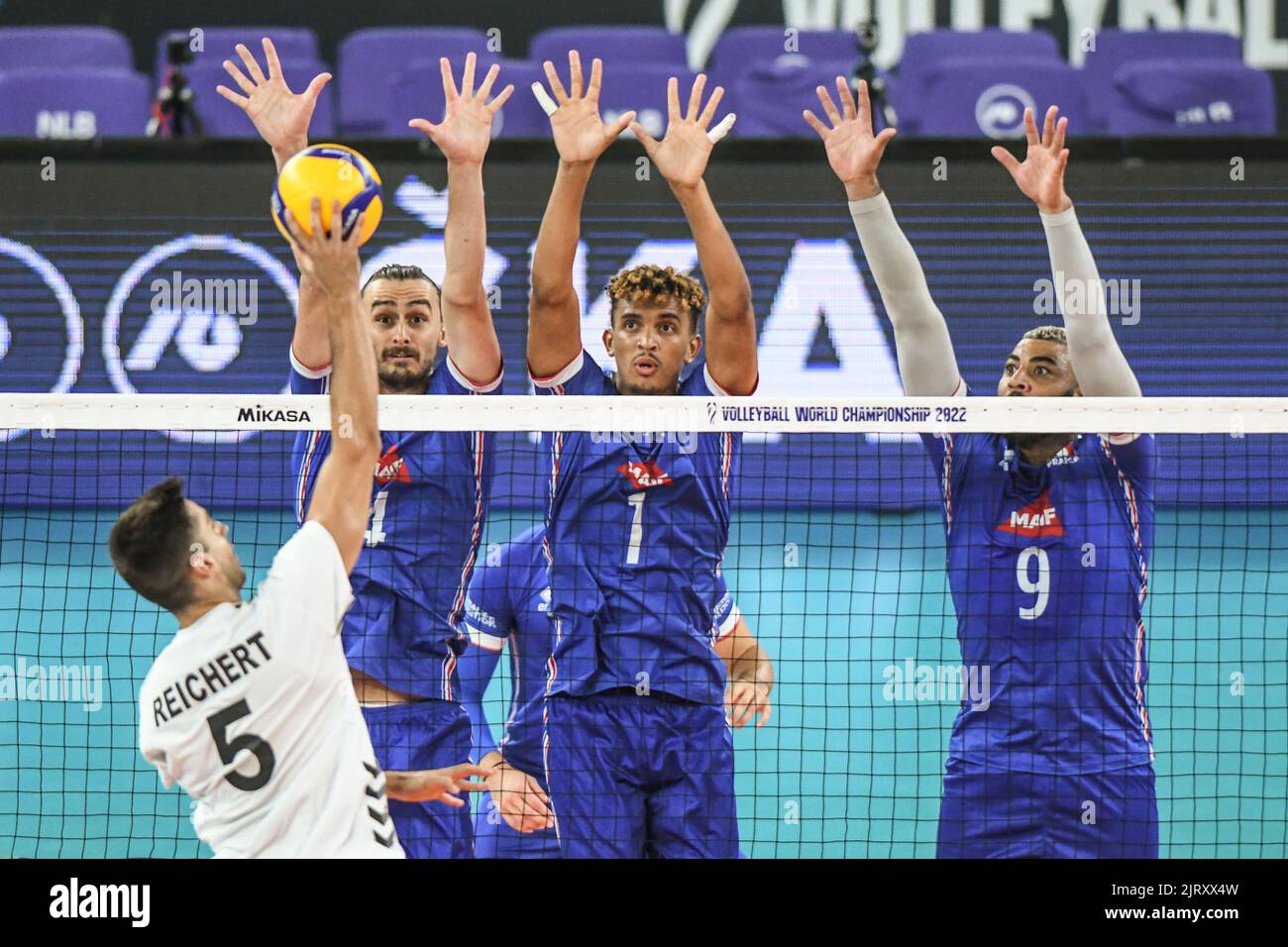 Jean Patry, Barthélémy Chinenyeze, Earving Ngapeth (Francia); Moritz Reichert (Germania). Campionato del mondo di pallavolo 2022. Foto Stock