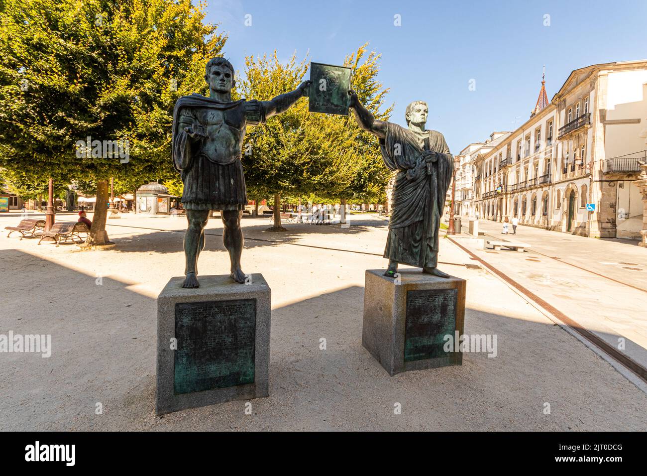 Lugo, Spagna. Monumento a Paolo Fabio massimo e Cesare Augusto, fondatori di Lucus Augusti Foto Stock