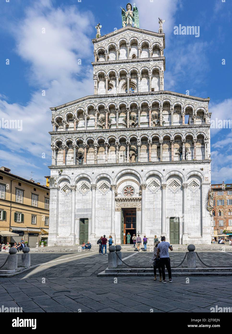 La basilica di San Michele in Foro. Le origini della chiesa risalgono al 795 d.C. quando fu costruita sulle rovine del Foro Romano (così, Foto Stock