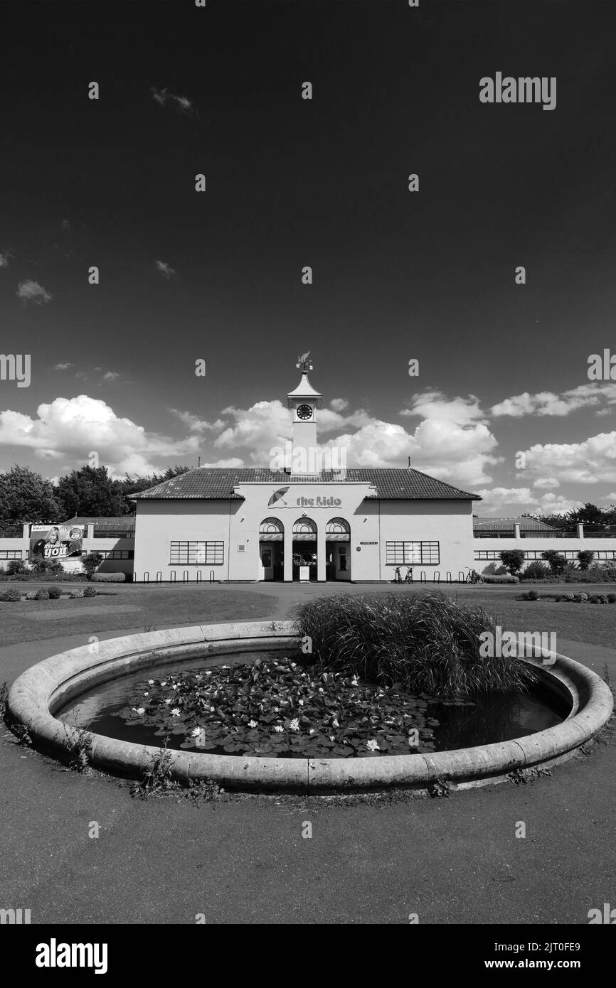 Il Lido piscina, Peterborough City; Cambridgeshire; Inghilterra; Regno Unito Foto Stock