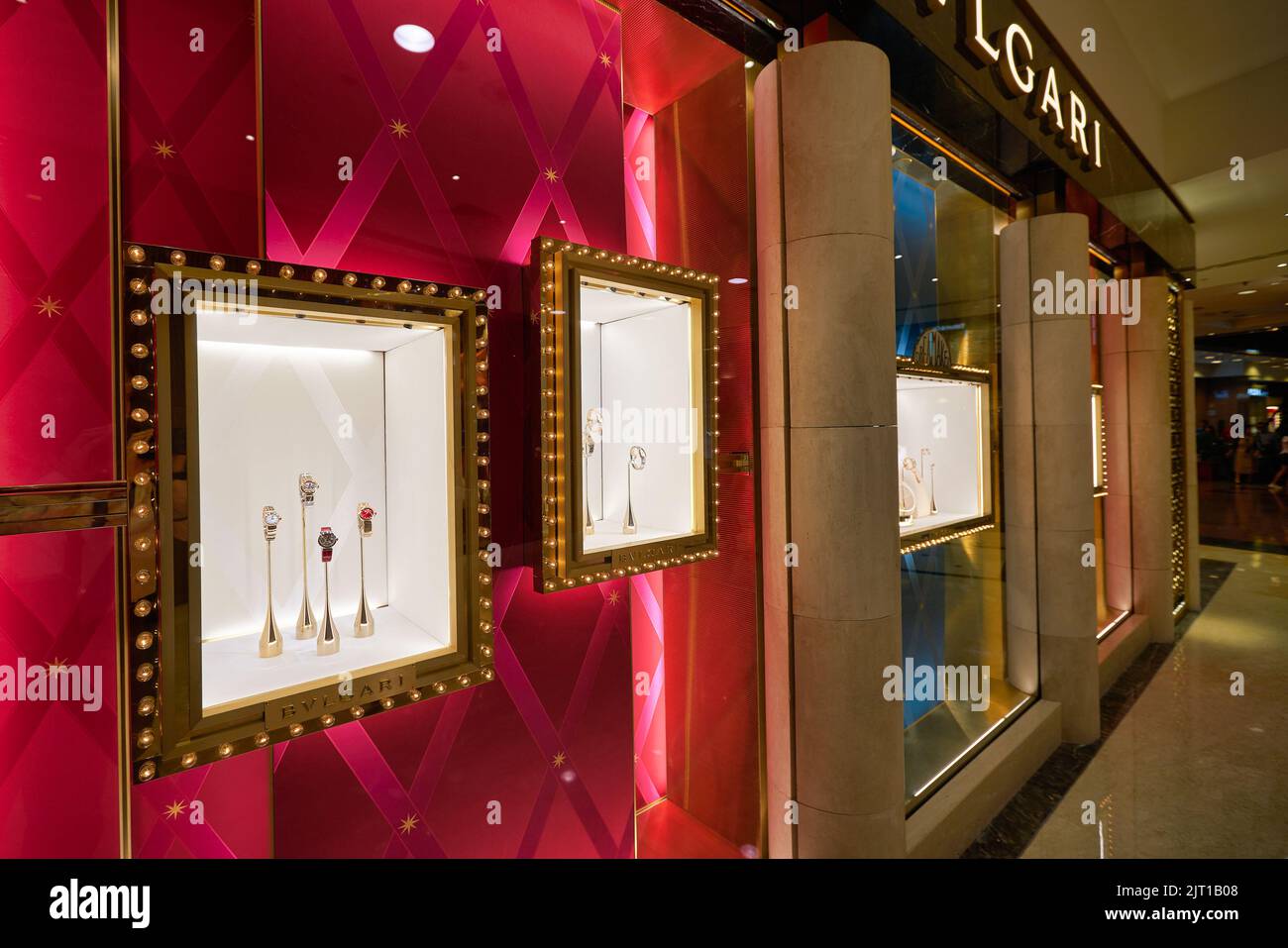 Bulgari watch immagini e fotografie stock ad alta risoluzione - Alamy