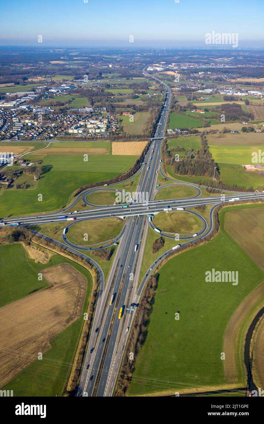 Vista aerea, svincolo autostradale Lotte/Osnabrück, superstrada A1 e superstrada A30, Lotte, Tecklenburger Land, Renania settentrionale-Vestfalia, Germania, superstrada, gratuita Foto Stock