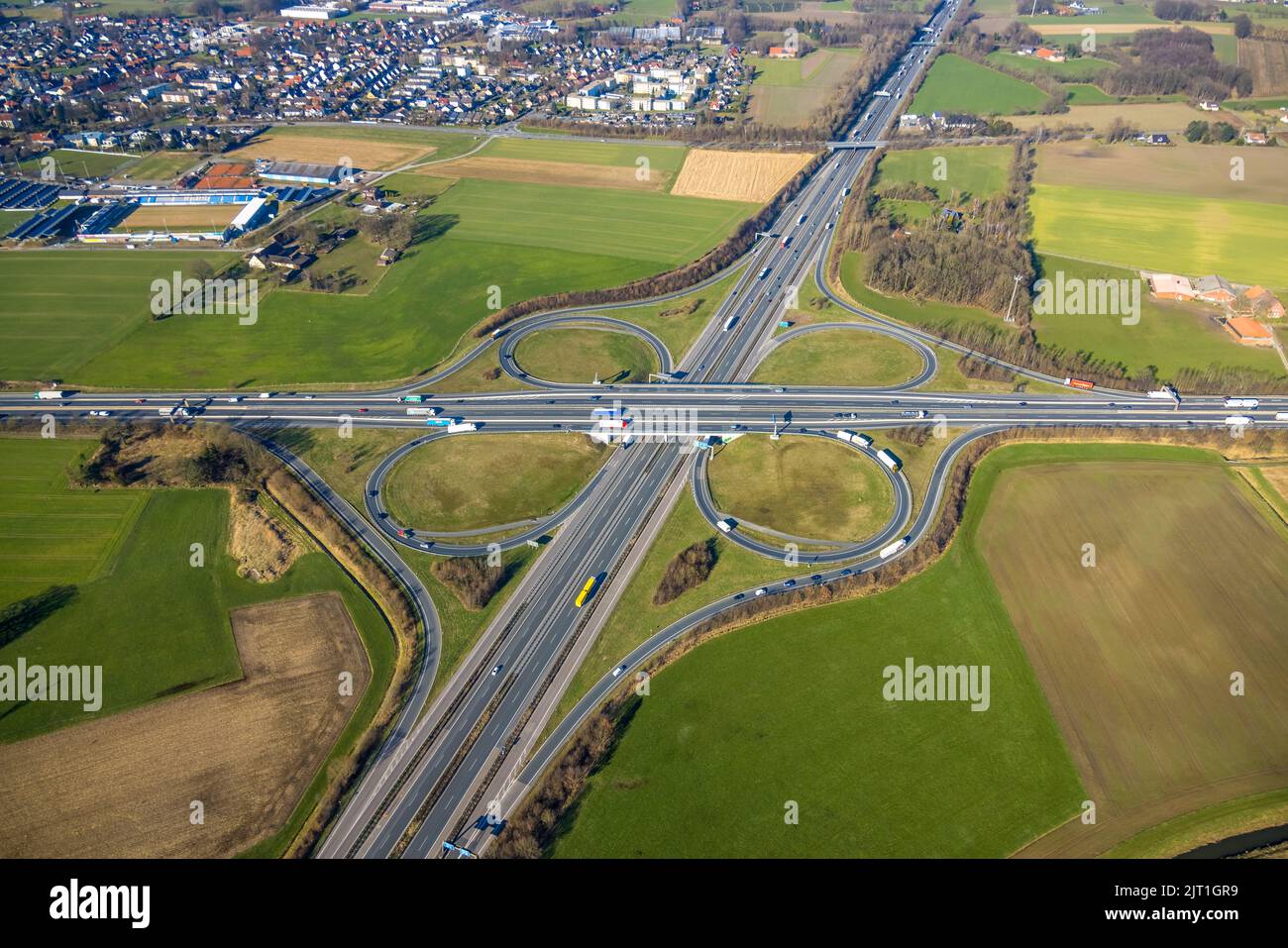 Fotografia aerea, svincolo autostradale Lotte/Osnabrück, superstrada A1 e superstrada A30, Lotte, Tecklenburger Land, Renania settentrionale-Vestfalia, Germania, superstrada, ecc. Foto Stock